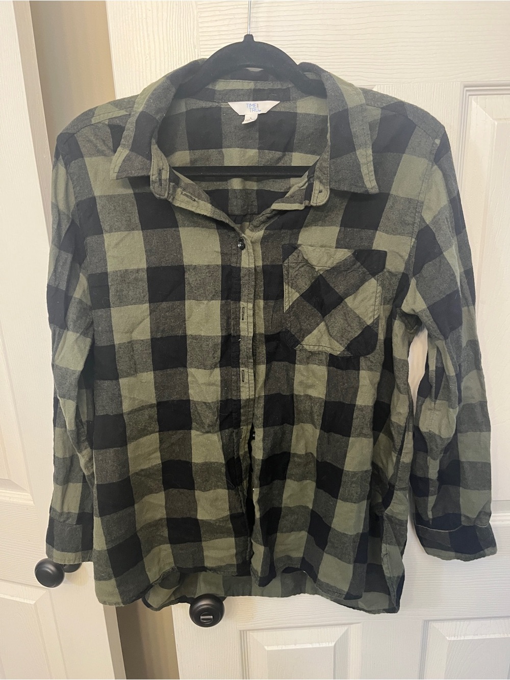 Time and Tru soft Women’s Green and Black Plaid Shirt size L